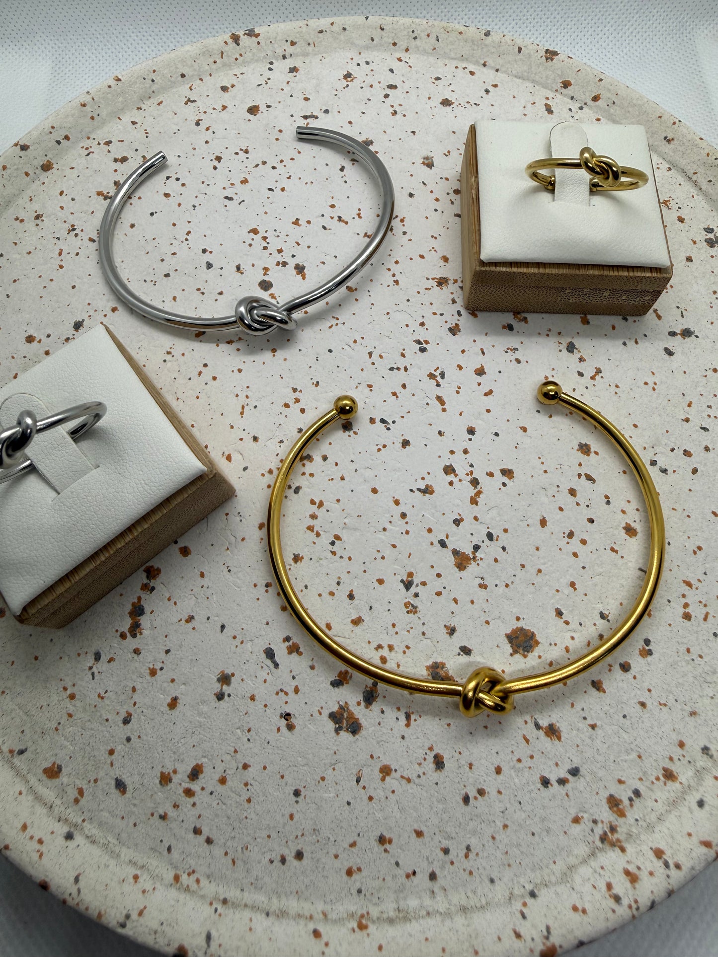 Bracciale rigido Nodo