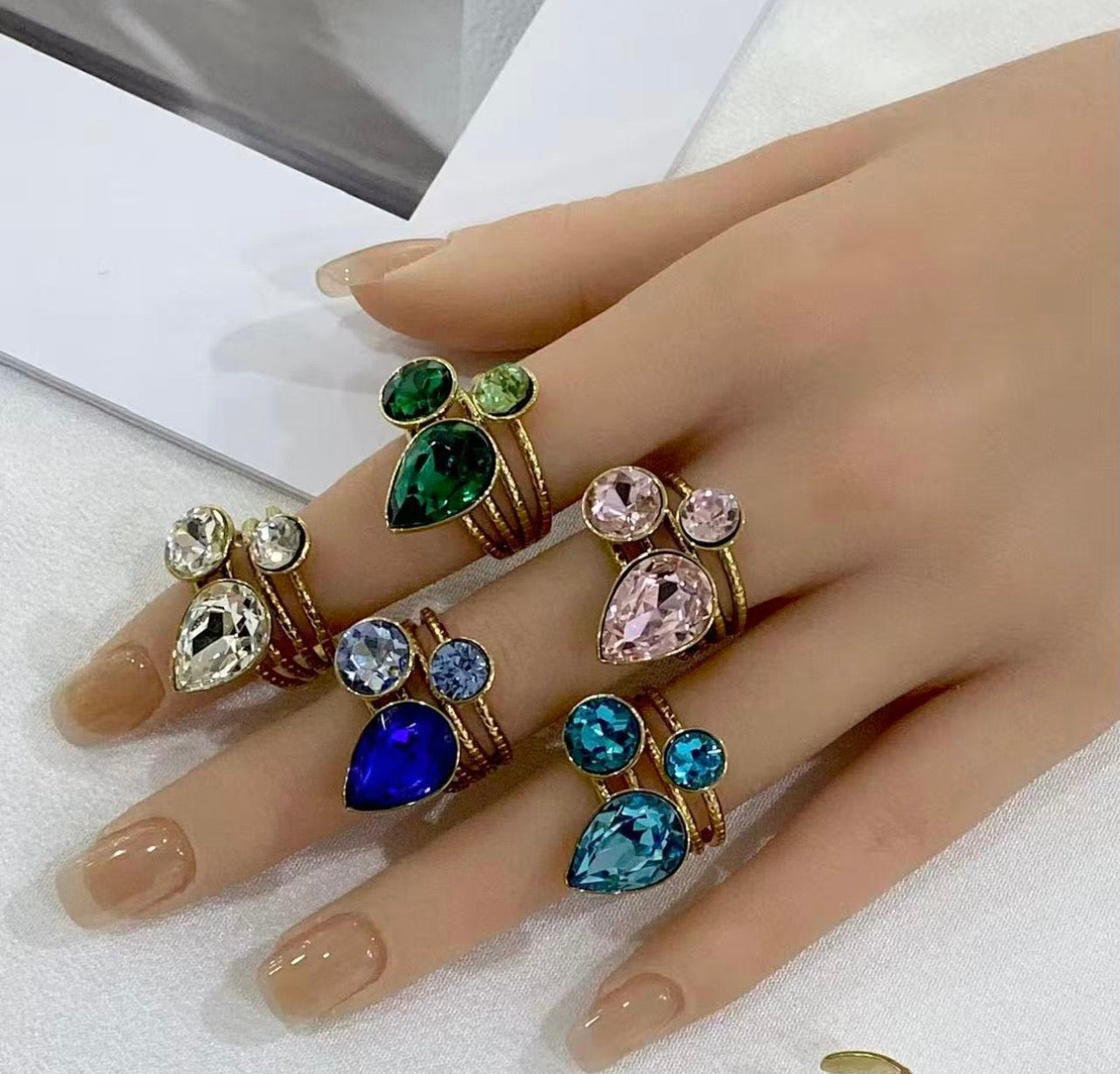Anello Goccia Crystal